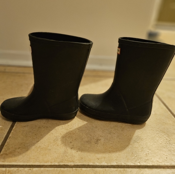 ✅ SOLD Hunters Toddler/Little Kids Original First Classic Rainboots blk size 8 - Picture 2 of 9
